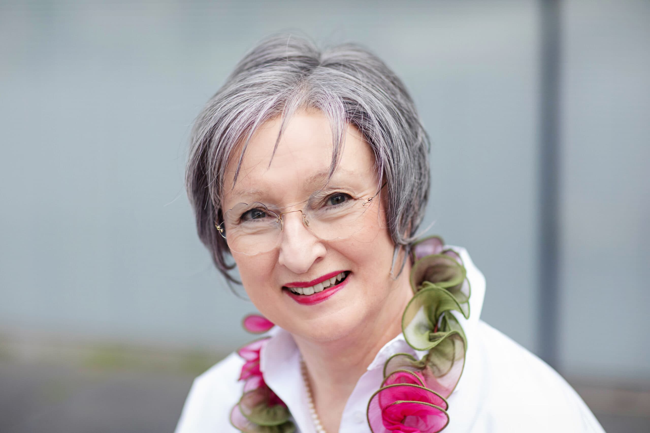 Portraitfoto von Frau Prof. Gödde